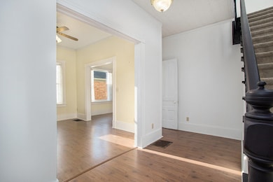 213 W Prospect St, Marshall, MI 49068 - photo 6