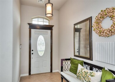 301 Horizon View Ct. Norman,Ok 73071 Front Entry I