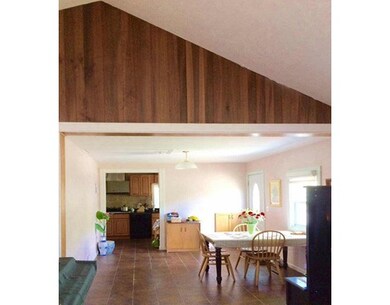 213 Oak St, Randolph, MA 02368 - photo 4