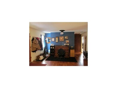 Living Room. Room for an office area
