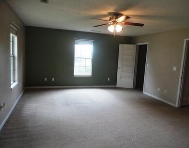 567 Costales Ln, Bethel Heights, AR 72764 - photo 6