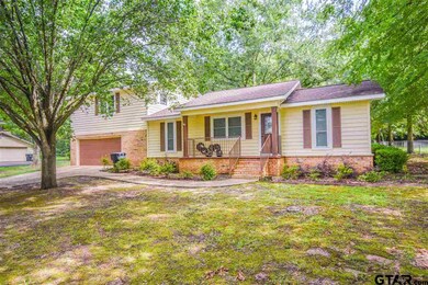 904 904 McClenny, Tyler, TX 75703 - photo 2