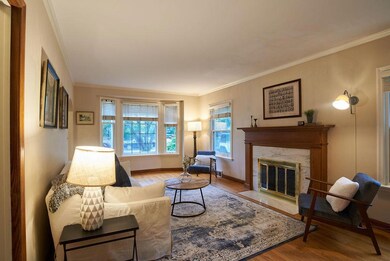 1545 Grenoble Rd, Columbus, OH 43221 - photo 3