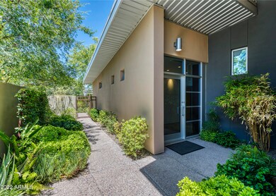 004_Front Entry ~ Courtyard