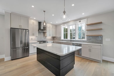 95 Brewster St, Portsmouth, NH 03801 - photo 5