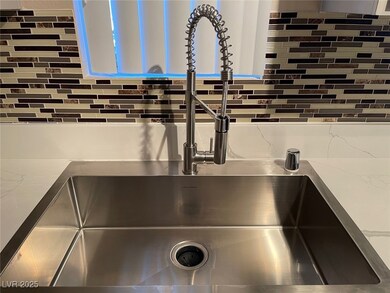 45 Maleena Mesa St unit 425, Henderson, NV 89074 - photo 6