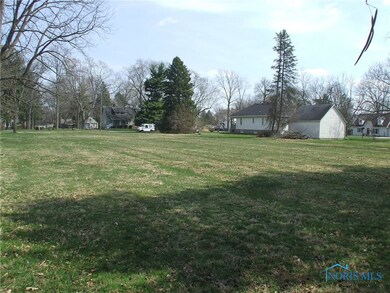 Other back corner looking toward road