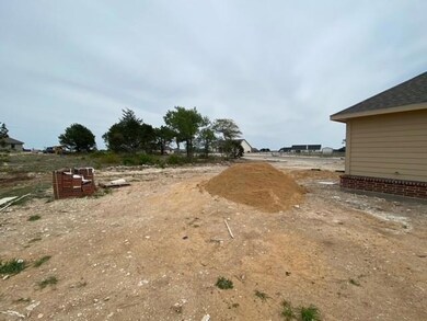 1080 Flagstone Dr, Weatherford, TX 76085 - photo 5