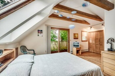 38 Teel St unit 2, Arlington, MA 02474 - photo 2