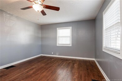 1757 N Audubon Dr, New Albany, IN 47150 - photo 4