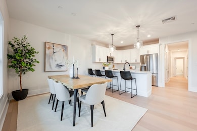 62 Foundry St unit 202, Wakefield, MA 01880 - photo 2