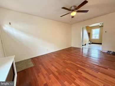 371 E Hector St, Conshohocken, PA 19428 - photo 3