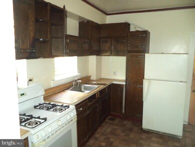 2740 Winchester St, Baltimore, MD 21216 - photo 4