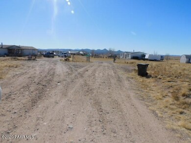 26835 N Dark Sky Dr, Paulden, AZ 86334 - photo 3