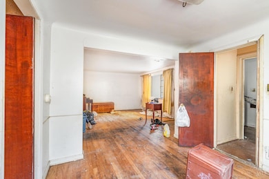 538 E Mitchell Ave, Cincinnati, OH 45217 - photo 7