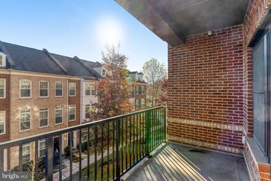 9523 Bastille St unit 207, Fairfax, VA 22031 - photo 2