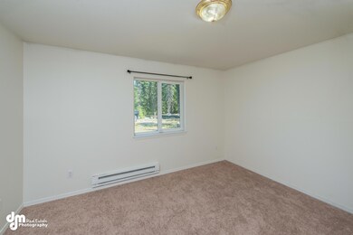 Bedroom 2-DAVEJ-4243-FULL