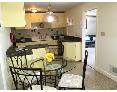 24 Chestnut Ave unit 1, Burlington, MA 01803 - photo 4