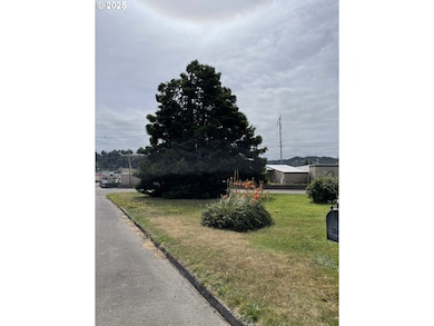 1 Juniper Ave, Reedsport, OR 97467 - photo 4