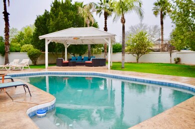 1550 E Catamaran Dr, Gilbert, AZ 85234 - photo 4