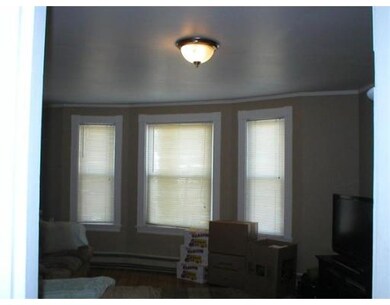 358 Watertown St unit 358,3L, Newton, MA 02458 - photo 3