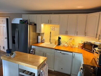 26 Colonial Rd, Peabody, MA 01960 - photo 7