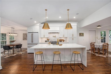 9222 Belinder Rd, Leawood, KS 66206 - photo 5