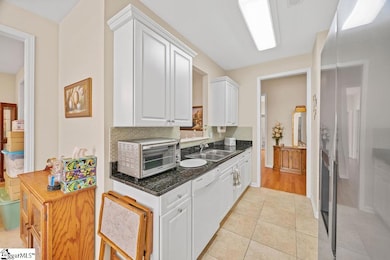 232 N Hamlet Ct, Moore, SC 29369 - photo 4