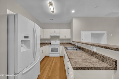 915 Downey Branch Ln, Wilmington, NC 28403 - photo 3