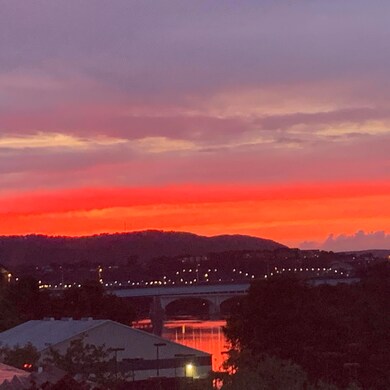 120 Douglas - River & Mountain Views