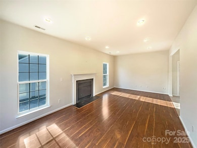 4910 Summerside Dr, Clover, SC 29710 - photo 3