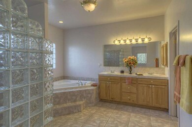 Large open Master bath