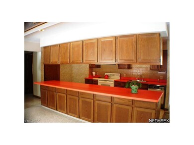 Convenient transition from family room to kitchen!