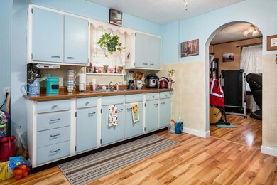 [013] 498 Catherine St, Columbu