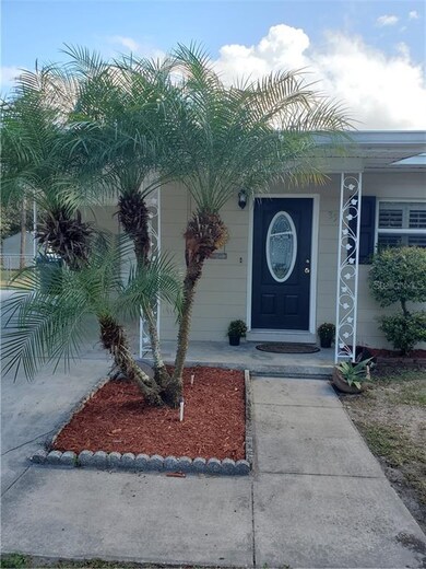 350 16th St NE, Winter Haven, FL 33881 - photo 2