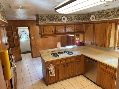 6431 Kury Ln, Houston, TX 77008 - photo 7