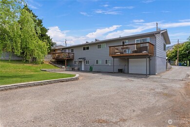 197 2nd St SE, East Wenatchee, WA 98802 - photo 4