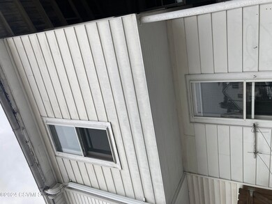 919 N Shamokin St, Shamokin, PA 17872 - photo 2