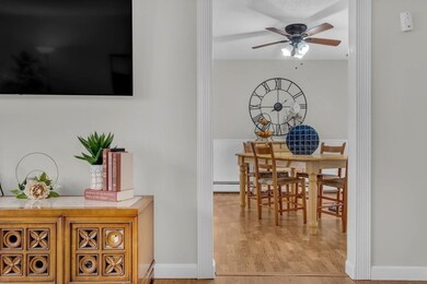 24 Beaver St unit G, Lowell, MA 01850 - photo 5