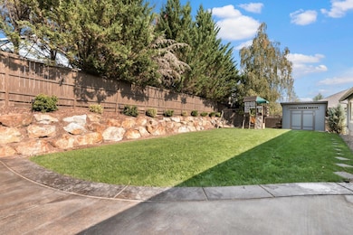 1782 NW F St, Grants Pass, OR 97526 - photo 4