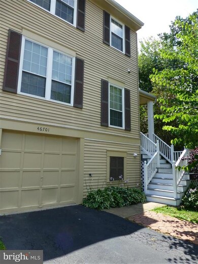 46701 Corkwing Square, Sterling, VA 20164 - photo 2