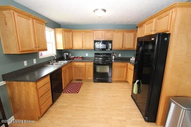 2012 Chris Dr, Lawrenceburg, KY 40342 - photo 6