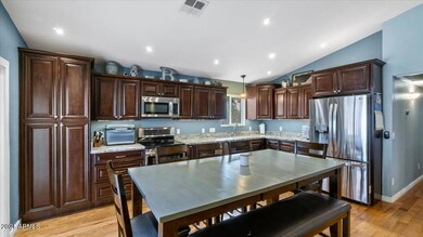 18-Kitchen