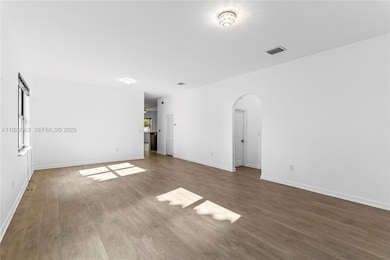 3560 W 88th St unit 3560, Hialeah, FL 33018 - photo 4