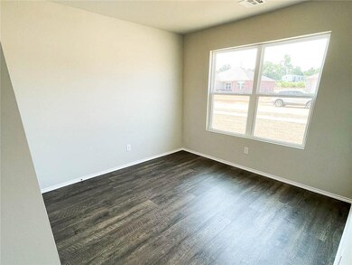 21231 Winding Brook, Harrah, OK 73045 - photo 4