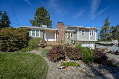 660 Overhill Dr, Redding, CA 96001 - photo 3
