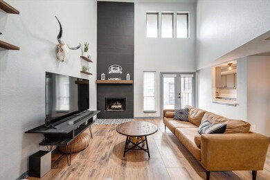 301 Oak Shadow Cir, Bedford, TX 76021 - photo 3