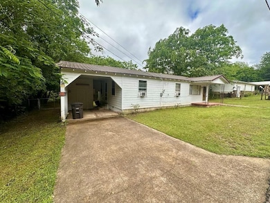 502 Wake St, Broken Bow, OK 74728 - photo 3