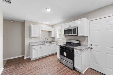 2623 Homer St, Houston, TX 77091 - photo 7