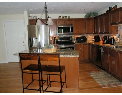 216 Reservoir St unit 201, Holden, MA 01520 - photo 5